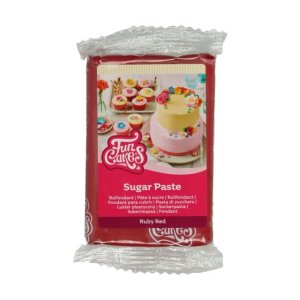 Sugarpaste/Sockerpasta - Ruby Red - FunCakes - 250 gram