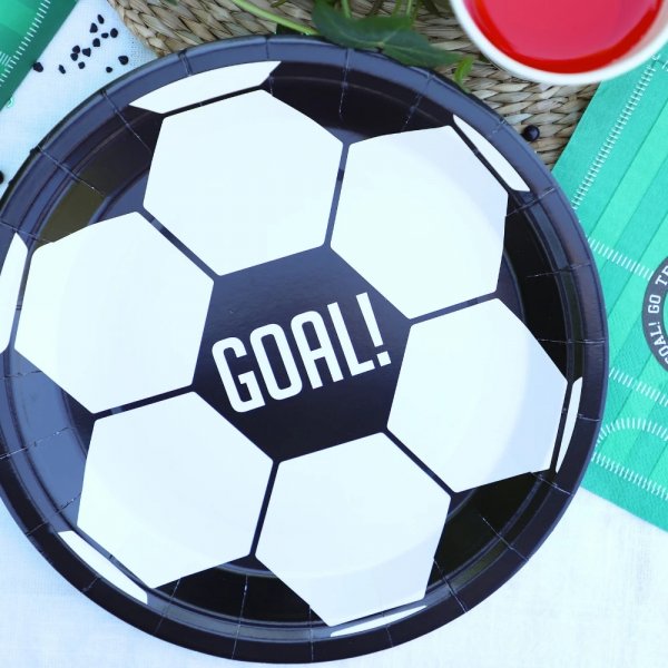 Papptallrikar - Fotboll - 8-pack - 23 cm