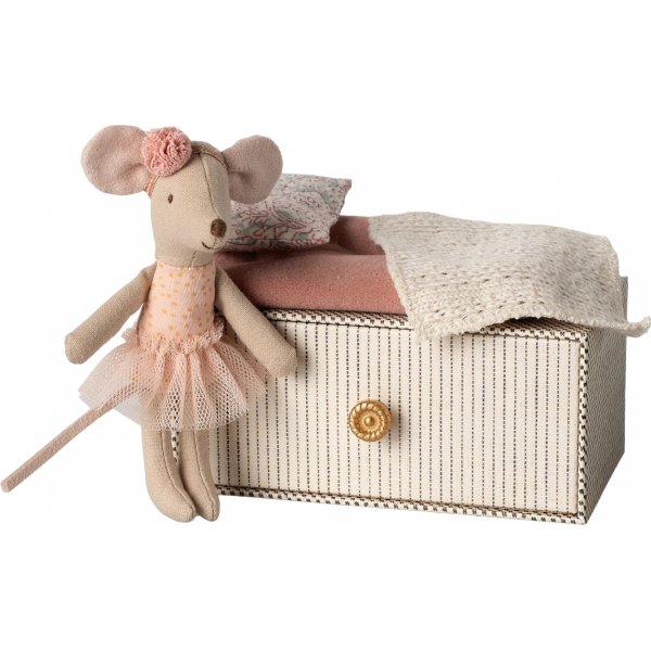 Ballerinamus - Maileg - Lillasyster med dagbdd