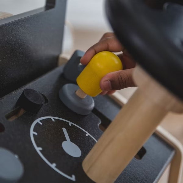 Leksaksbil - Mekanikerns dröm Leksaksbil - Mekanikerns dröm