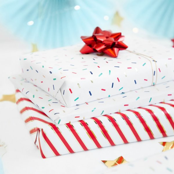 Presentpapper - Stripes - Rd/Vit/Guld