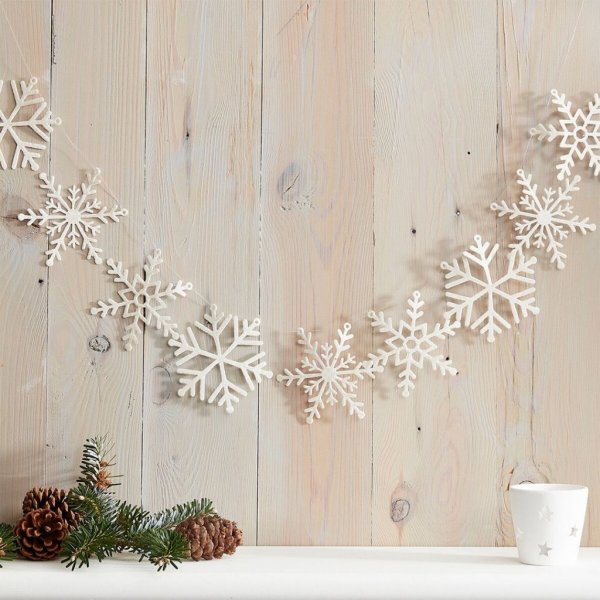 Girlang - Snowflakes - Let it snow Girlang - Snowflakes - Let it snow