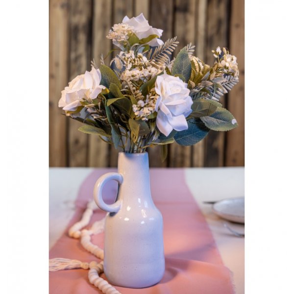 Blombukett - 40 cm - Vita rosor med gr�na blad