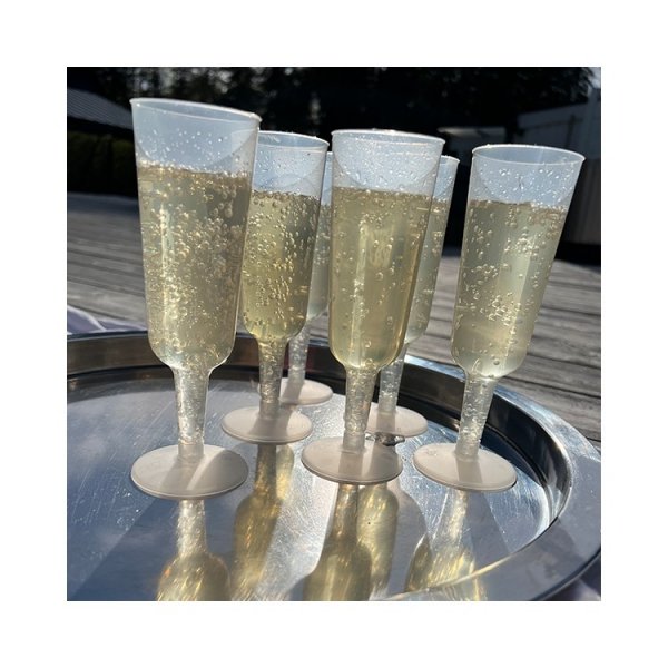�teranv�ndbara champagneglas Plast 6-pack