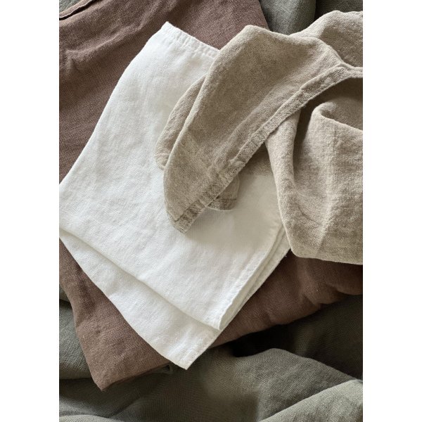Julie servett 45 x 45 cm - Linne Julie servett 45 x 45 cm - Linne