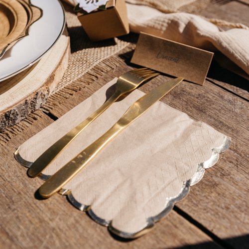 Servetter - Brun med guldkant - 16-pack Servetter - Brun med guldkant - 16-pack