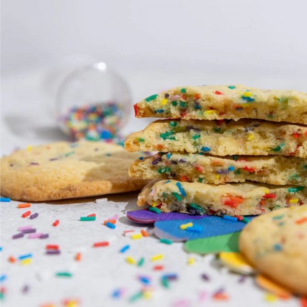 Strösselmix - Happy Sprinkles - Funfetti Bakeable Strands - 80 g Strösselmix - Happy Sprinkles - Funfetti Bakeable Strands - 80 g