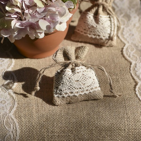 Liten jutepåse - 4-pack - Med spets Liten jutepåse - 4-pack - Med spets