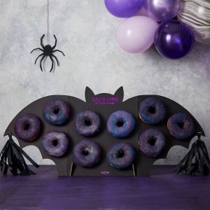 Donut wall - Let's get Batty