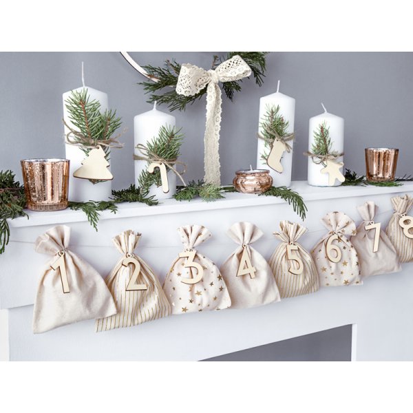 Adventskalender - Tygpåsar - Guld/Trä Adventskalender - Tygpåsar - Guld/Trä
