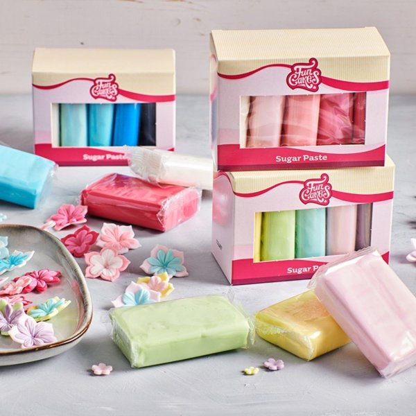 Sugarpaste/Sockerpasta - Mixpack - Blå - FunCakes - 5x100g Sugarpaste/Sockerpasta - Mixpack - Blå - FunCakes - 5x100g