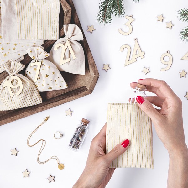 Adventskalender - DIY - Set med kärlekskuponger Adventskalender - DIY - Set med kärlekskuponger