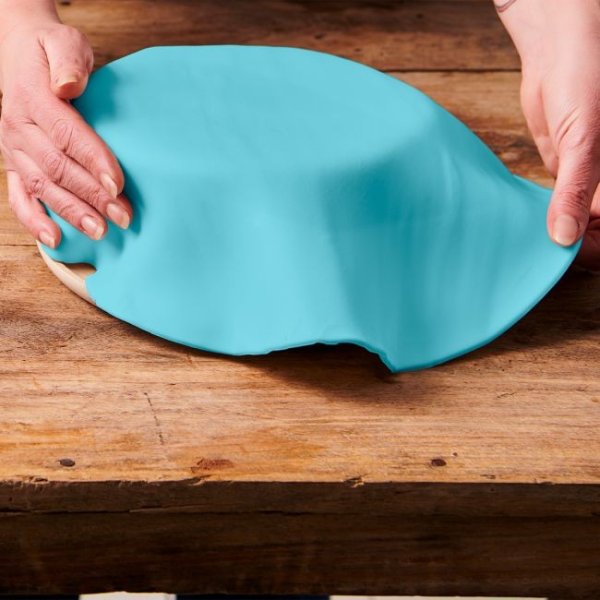 Utkavlad Sugarpaste - Ready Rolled - Ljusbl� - FunCakes - 36 cm